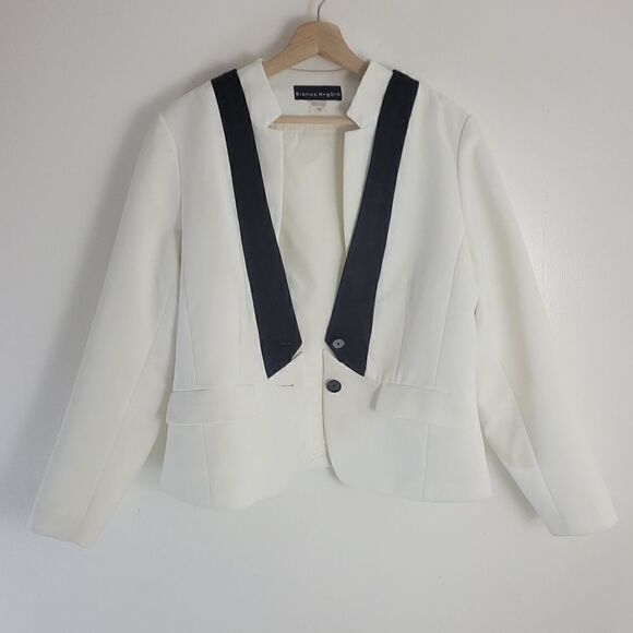 Bianca Nygard Cream and Black Trim Blazer - Picture 1 of 10